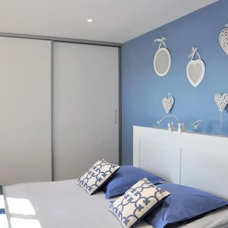 Neuf Vue Mer 180° Et Proche Des Plages Apartment